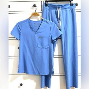 FIGS Scrubs Top and Pant Set | Ceil Blue | XXS